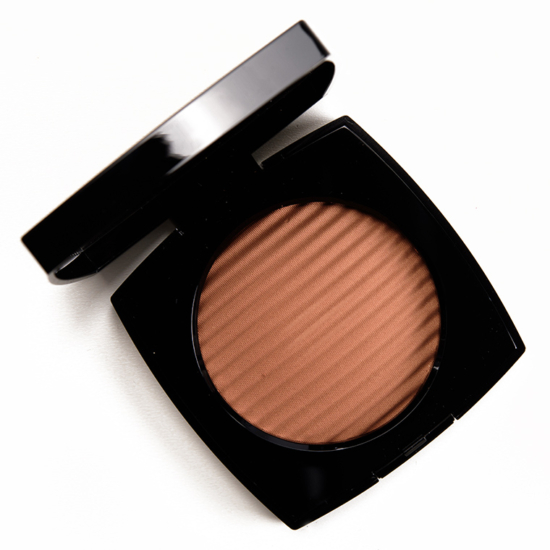Chanel Les Beiges Healthy Glow Luminous Colour Deep