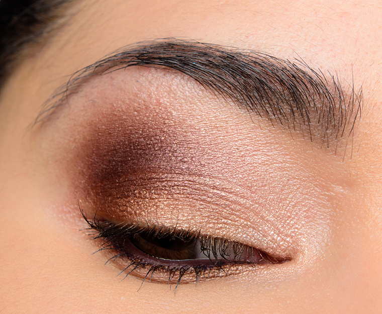 Chanel Neutral Eye | Look Details