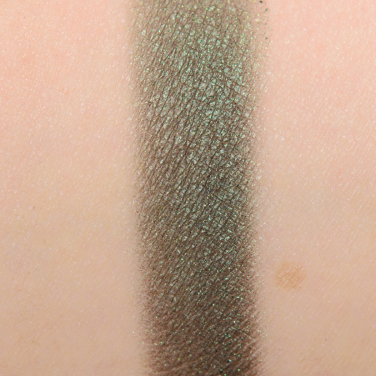 Chanel Ombre Premiere Longwear Powder Eyeshadow Verde (18)