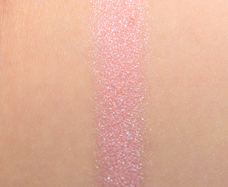 <p class="text-center">MAC Keep on Twinkling Eyeshadow</p>