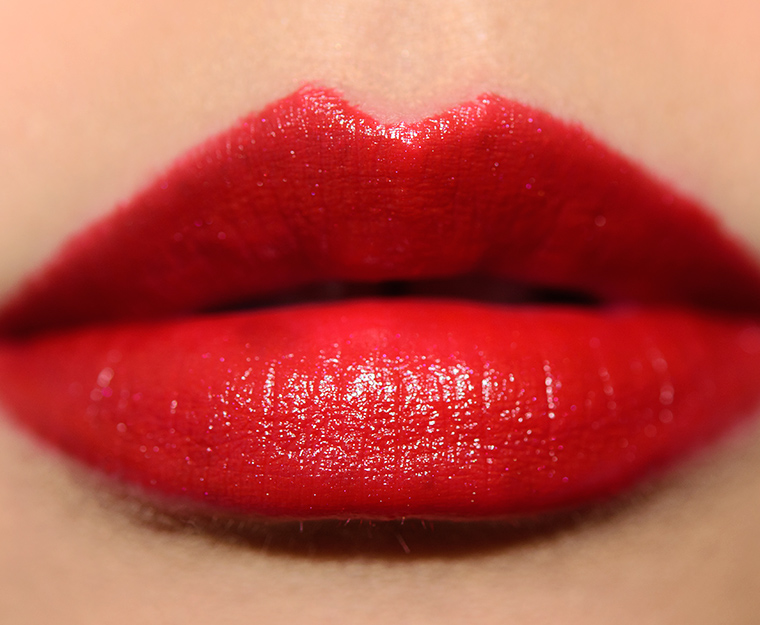 <p class="text-center">MAC Yoni Crush Lipstick</p>