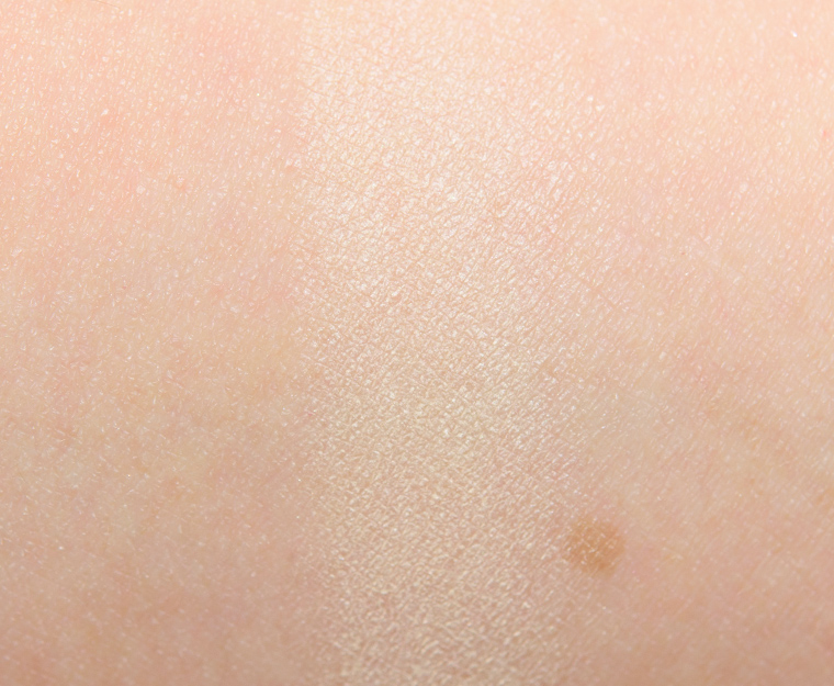 <p class="text-center">Makeup Geek So Pale Eyeshadow</p>