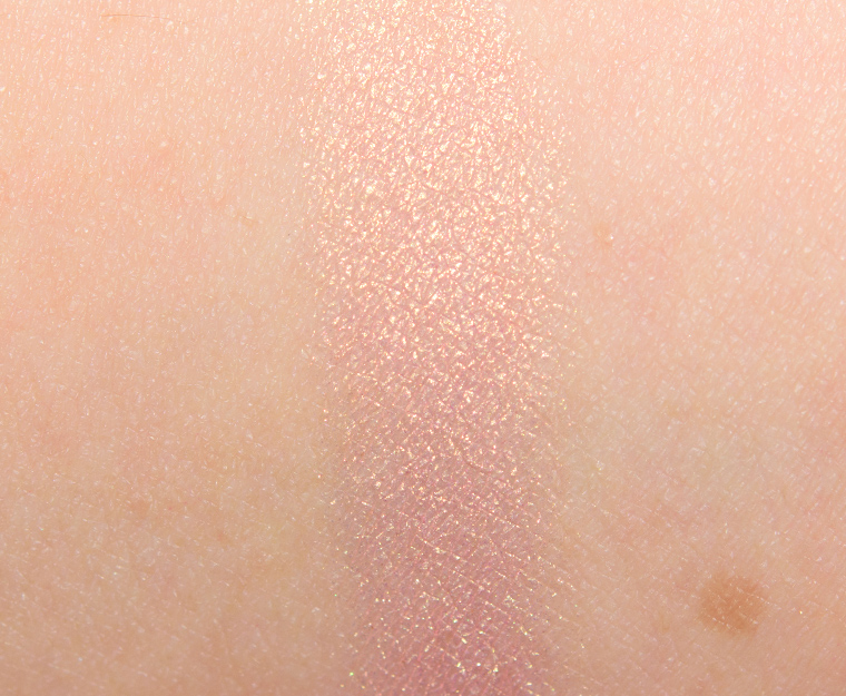 <p class="text-center">Pretty Vulgar Chirp Eyeshadow</p>