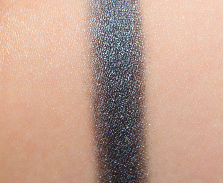 <p class="text-center">Pretty Vulgar Silver Spoon Eyeshadow</p>
