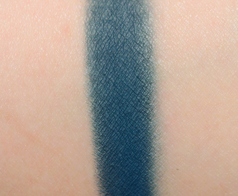 <p class="text-center">Pretty Vulgar Nevermore Eyeshadow</p>