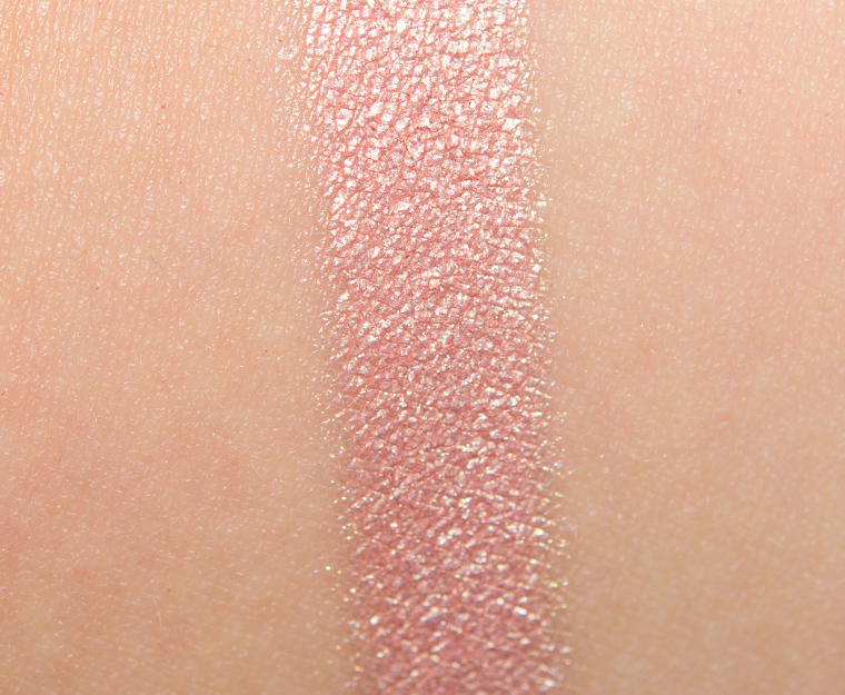 <p class="text-center">BH Cosmetics Carli Bybel Deluxe Edition #6 Eyeshadow</p>