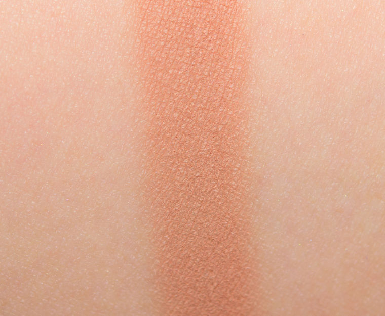 <p class="text-center">BH Cosmetics Carli Bybel Deluxe Edition #7 Eyeshadow</p>