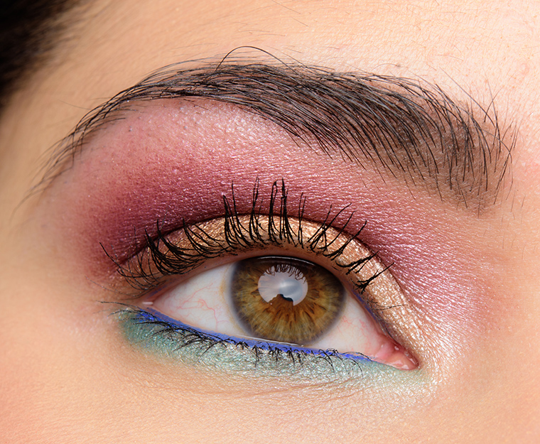 A Gold & Plum Eye | Look Details