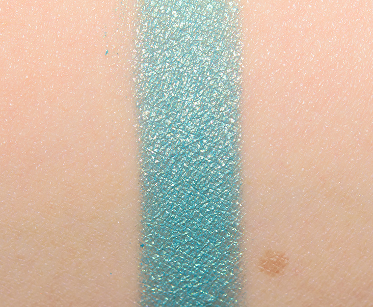 <p class="text-center">ColourPop Banana Daiquiri Super Shock Shadow</p>