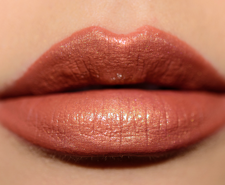 Huda Beauty Ritzy over Huda Beauty Trendsetter Liquid Matte
