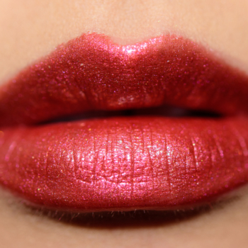 Huda Beauty Saucey Lip Strobe