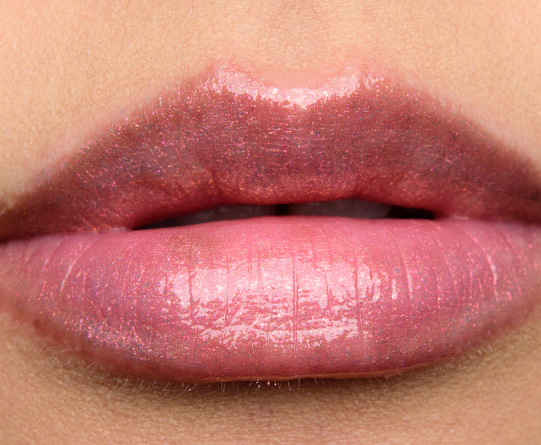 Huda Beauty Snobby Lip Strobe