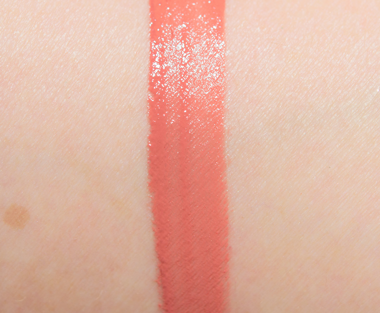 <p class="text-center">Jouer Champs-Elysees High Pigment Lip Gloss</p>