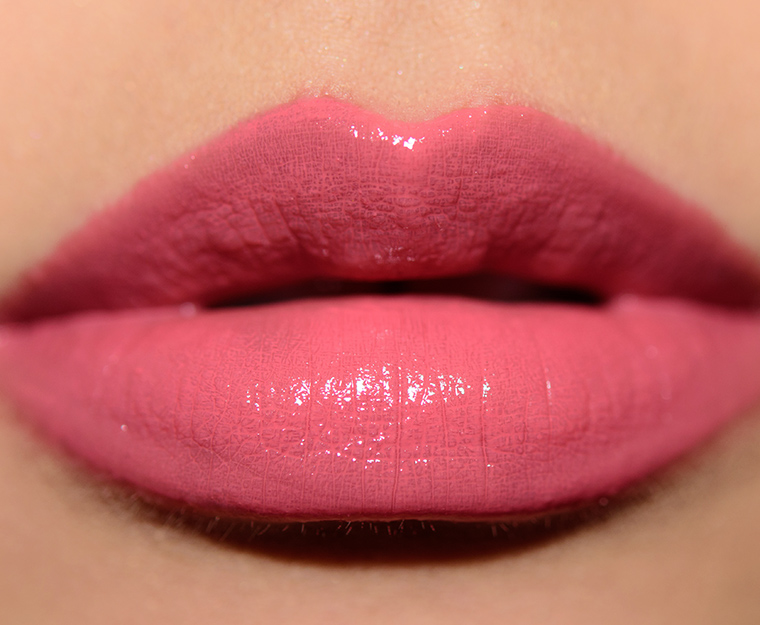 <p class="text-center">Jouer Rodeo High Pigment Lip Gloss</p>