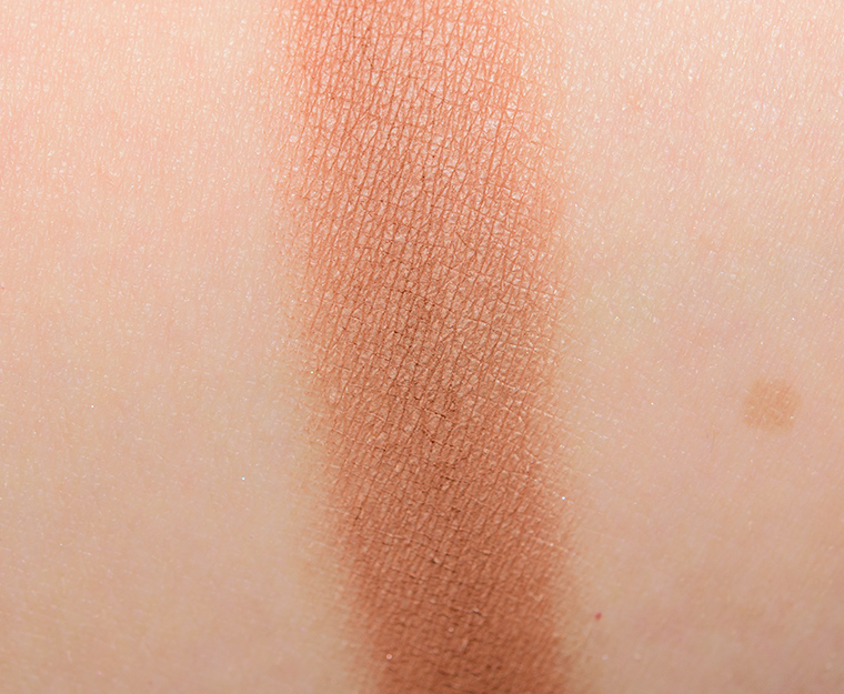 <p class="text-center">Morphe Pooter Eyeshadow</p>