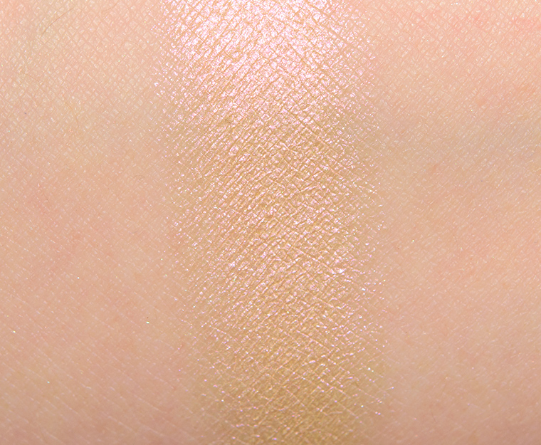 <p class="text-center">Juvia's Place Nubian #1 Eyeshadow</p>