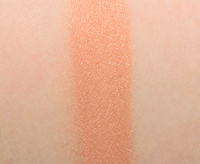 <p class="text-center">LORAC Horizon Eyeshadow</p>