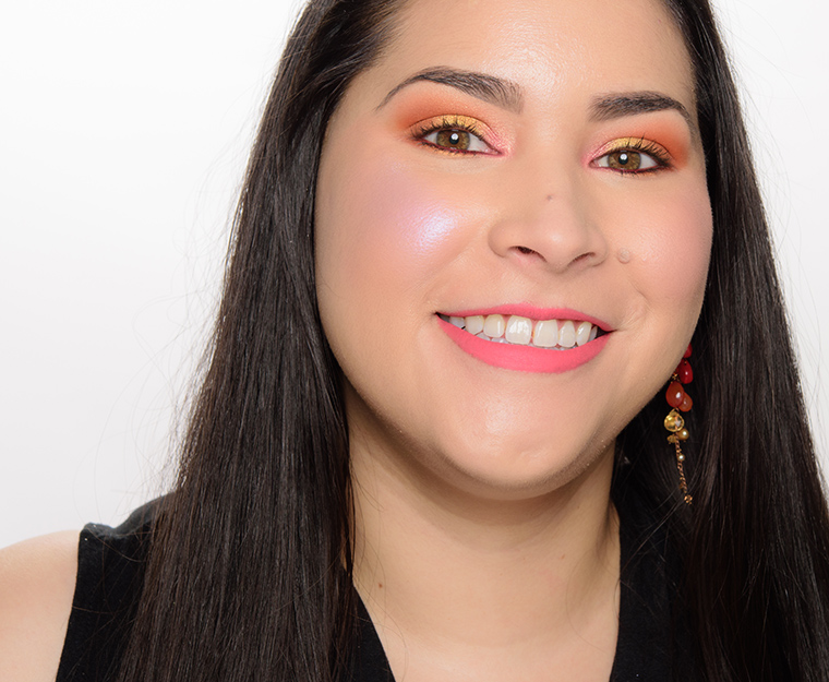 Wet 'n' Wild Royal Calyx MegaGlo Highlighting Powder