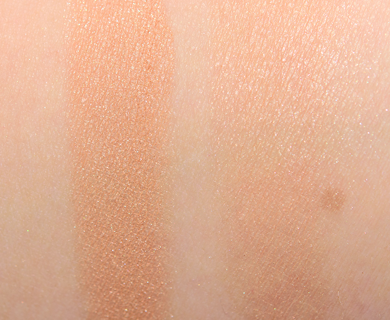 Hourglass Luminous Bronze Light Ambient Lighting Bronzer