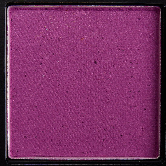 Huda Beauty Textured Shadow Amethyst