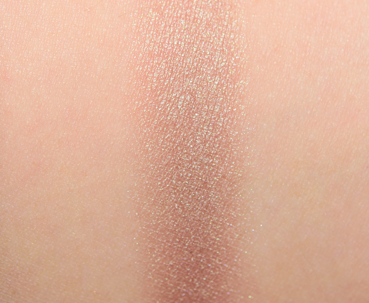 <p class="text-center">MAC Ms. Personality MAC Girls Eyeshadow</p>