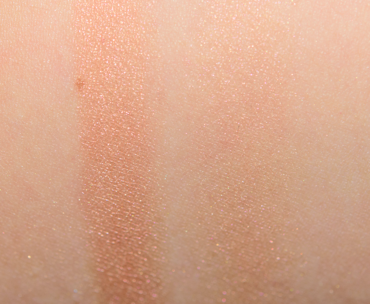 <p class="text-center">MAC Must Have It Opalescent Highlighter</p>