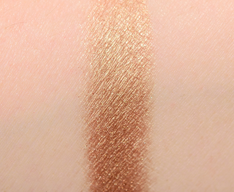 <p class="text-center">MAC Bossing It MAC Girls Eyeshadow</p>