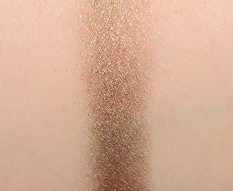<p class="text-center">MAC Dangerously Elegant MAC Girls Eyeshadow</p>