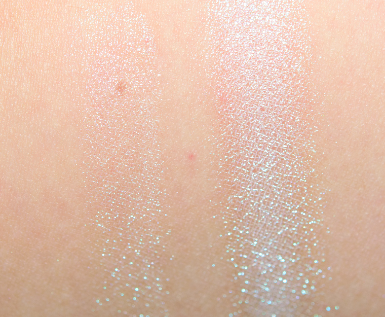 <p class="text-center">Make Up For Ever 6 Frozen Turquoise Star Lit Powder</p>