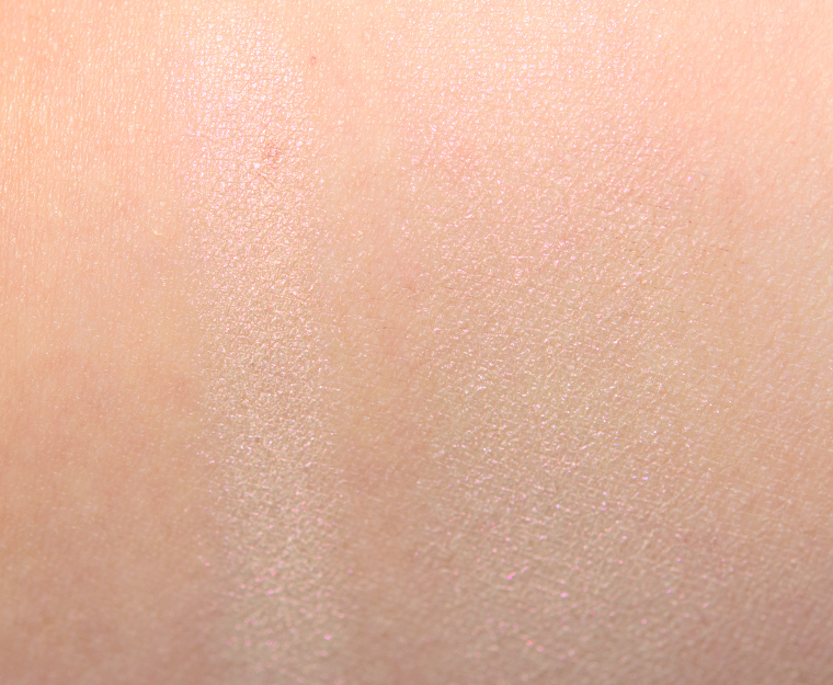 Milk Makeup Mars Holographic Highlighting Powder