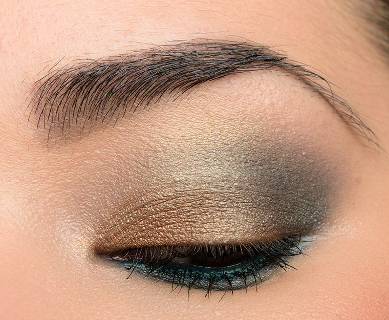 A Gold & Teal Eye | Look Details