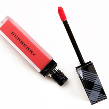 Burberry Liquid Lip Velvet Regiment Red (37)