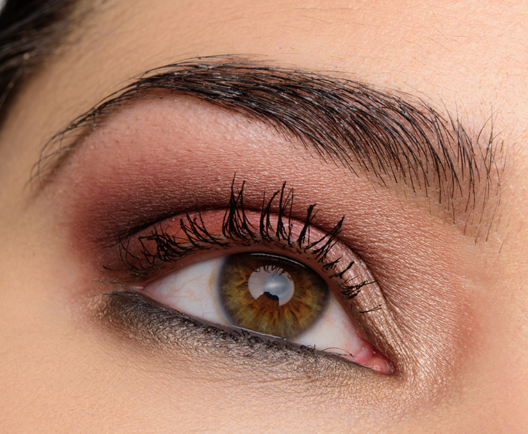 LORAC Mega Pro 4 | Look Details