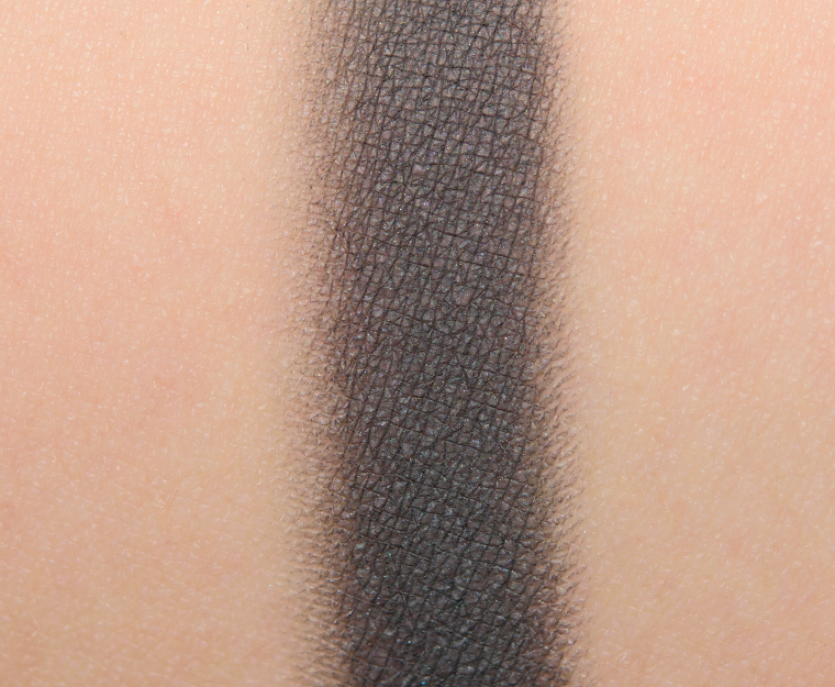 <p class="text-center">LORAC Shadow (Mega Pro 4) Eyeshadow</p>