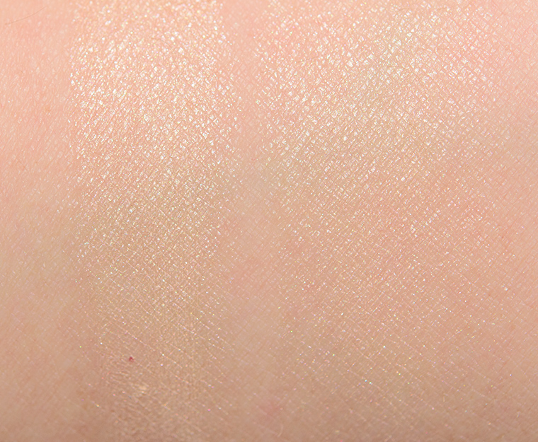 <p class="text-center">Too Faced Happy Face Peach Frost Melting Powder Highlighter</p>