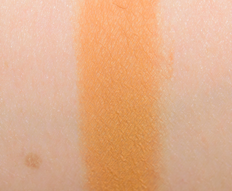 <p class="text-center">Coloured Raine Daisy Eyeshadow</p>