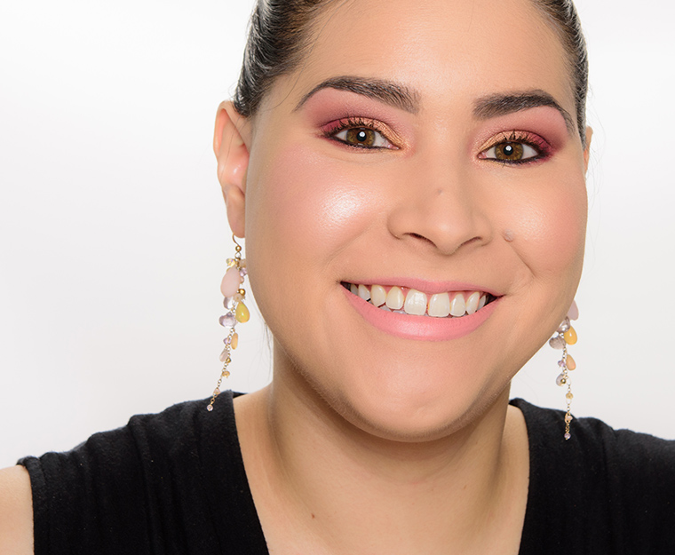 Cover FX Blossom The Perfect Light Highlighting Powder