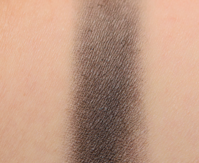<p class="text-center">MAC Cinder Eyeshadow</p>