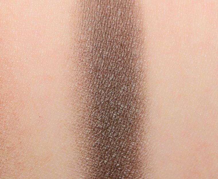 <p class="text-center">MAC Drama in the Snow Eyeshadow</p>