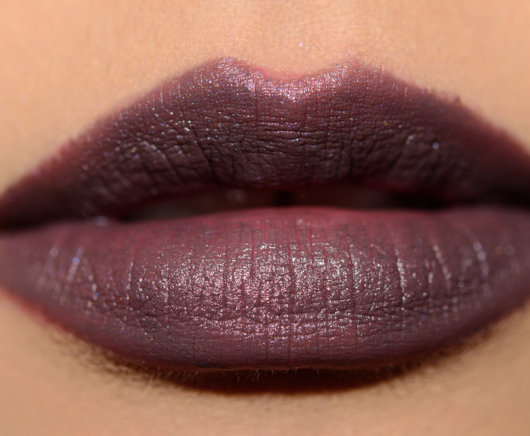 <p class="text-center">MAC Gwendolyn Lipstick</p>
