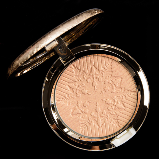 MAC Happy Go Dazzlingly Opalescent Highlighter