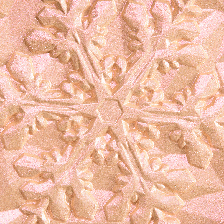 MAC Show Gold Extra Dimension Skinfinish
