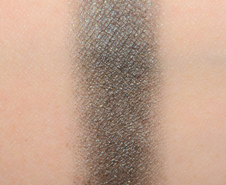<p class="text-center">MAC Well Past Midnight Eyeshadow</p>