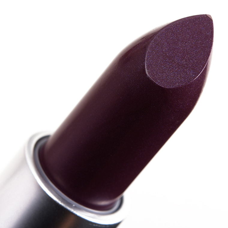 <p class="text-center">MAC Winifred Lipstick</p>