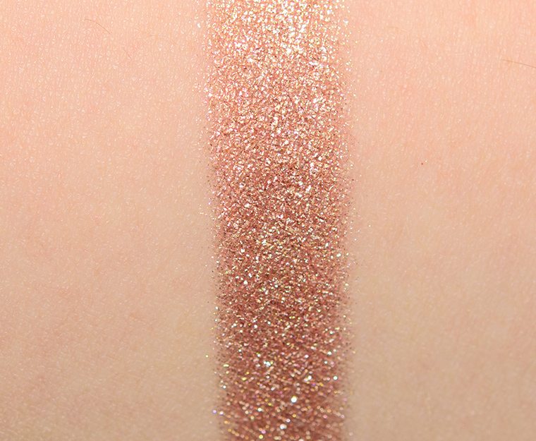 <p class="text-center">Natasha Denona Nude (140CP) Cream-Powder Eye Shadow</p>