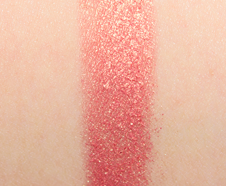 <p class="text-center">Natasha Denona Peach Gold (135DC) Duo-Chrome Eyeshadow</p>