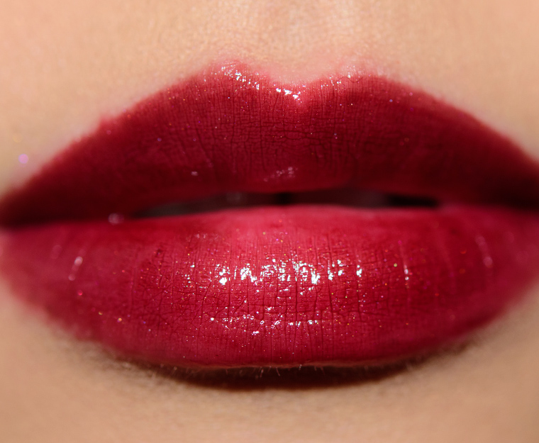 <p class="text-center">Tom Ford Beauty Casablanca Patent Finish Lip Color</p>