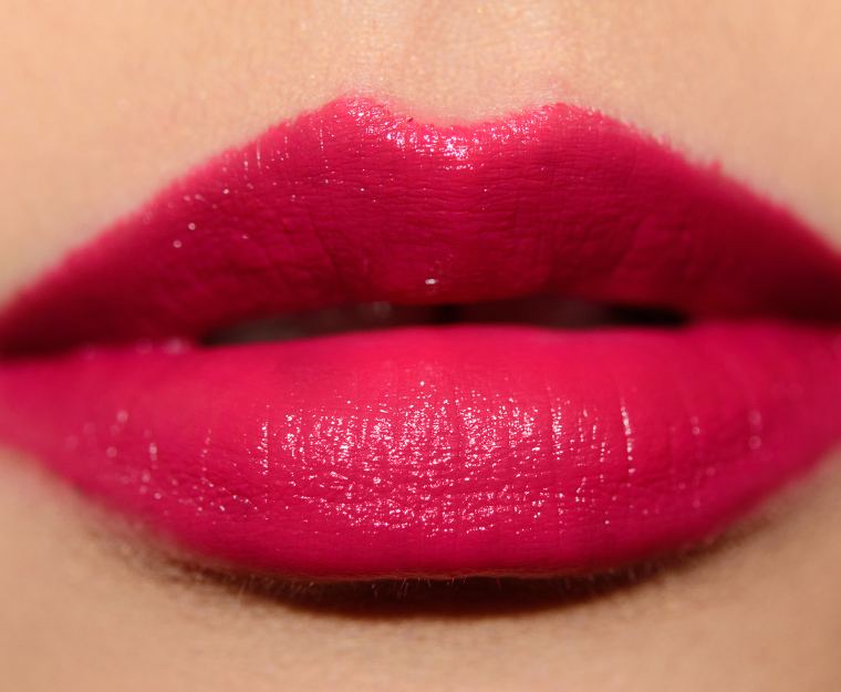 <p class="text-center">Tom Ford Beauty Dangerous Beauty Lip Color</p>