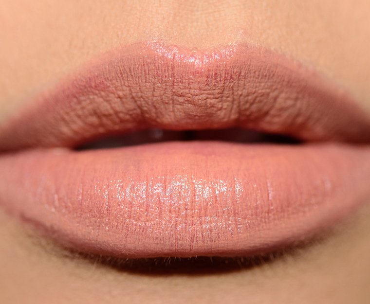 <p class="text-center">Tom Ford Beauty Deceiver Lip Color Matte</p>