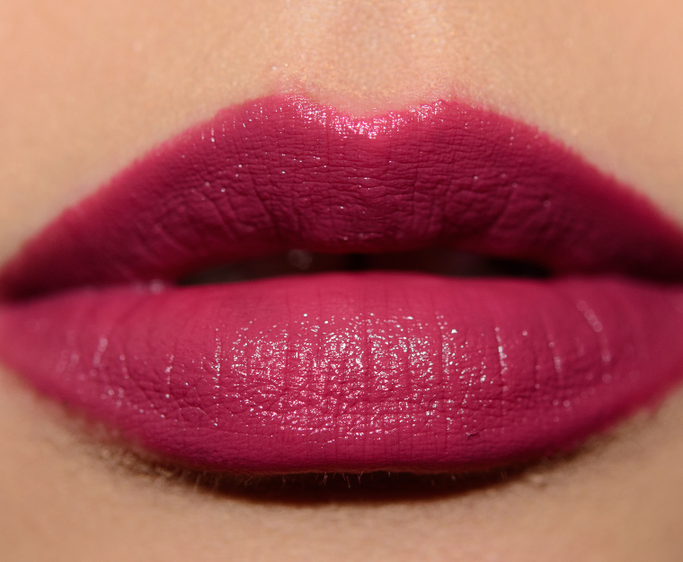 <p class="text-center">Tom Ford Beauty Discretion Lip Color</p>